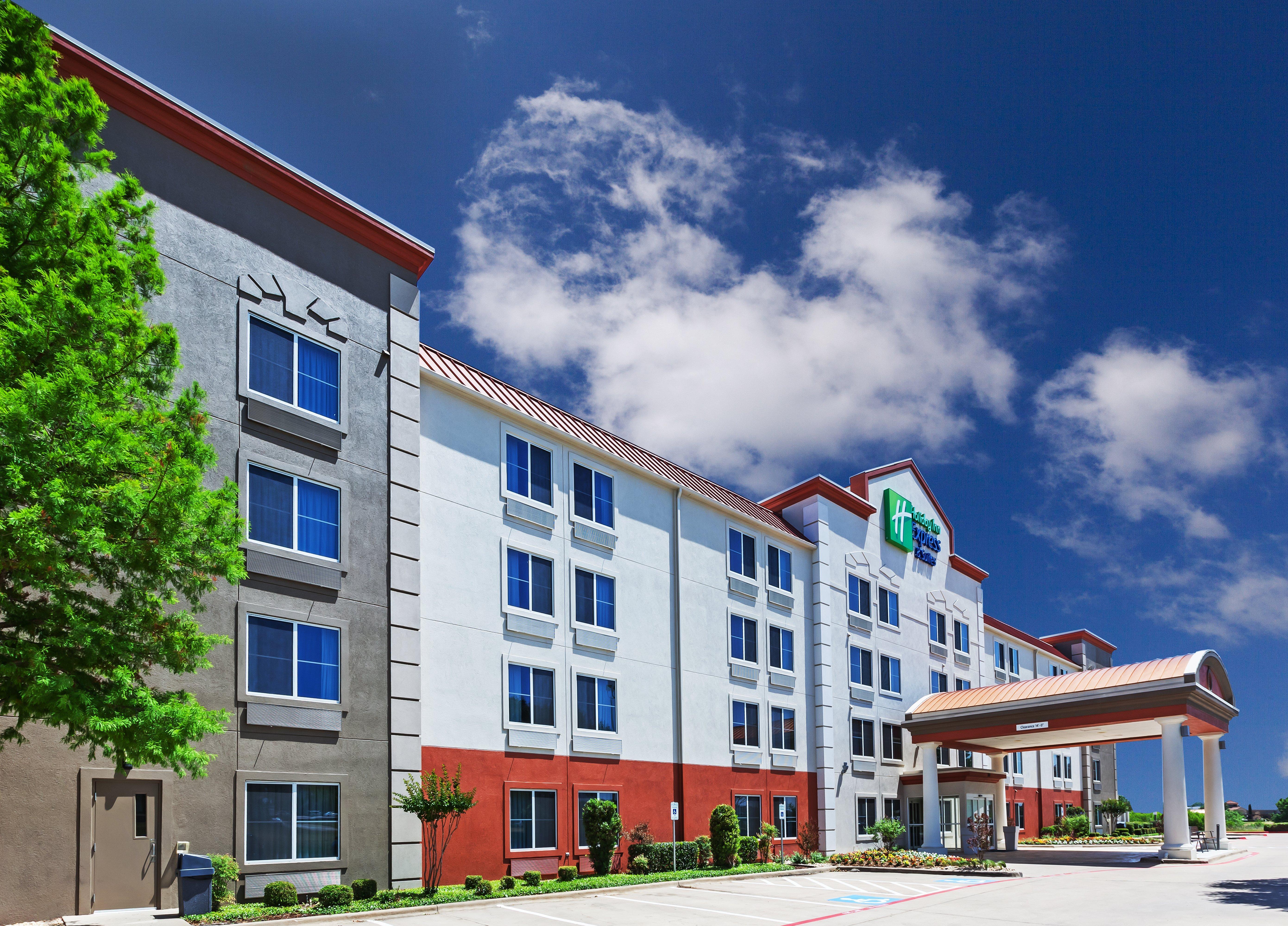 Holiday Express & Dallas By Ihg Hotel